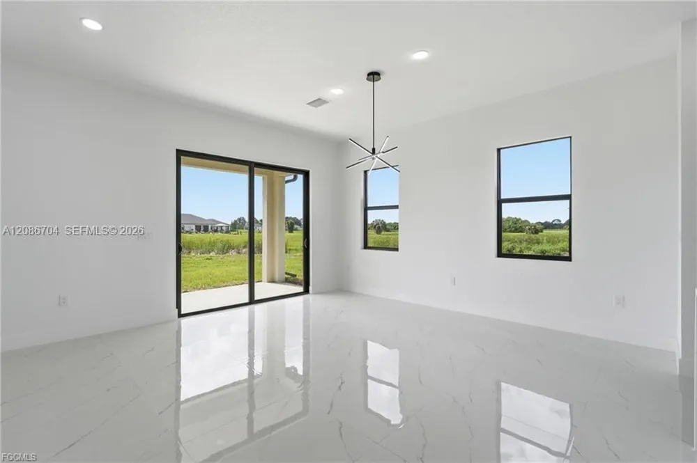 9014 Lawn CT La Belle, FL 33935