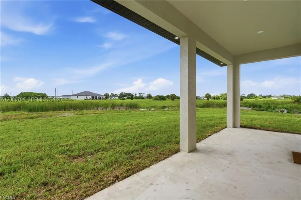 9014 Lawn CT La Belle, FL 33935