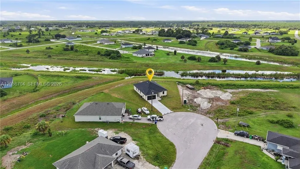 9014 Lawn CT La Belle, FL 33935