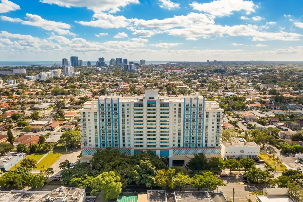 3000 CORAL WAY #416 Miami, FL 33145