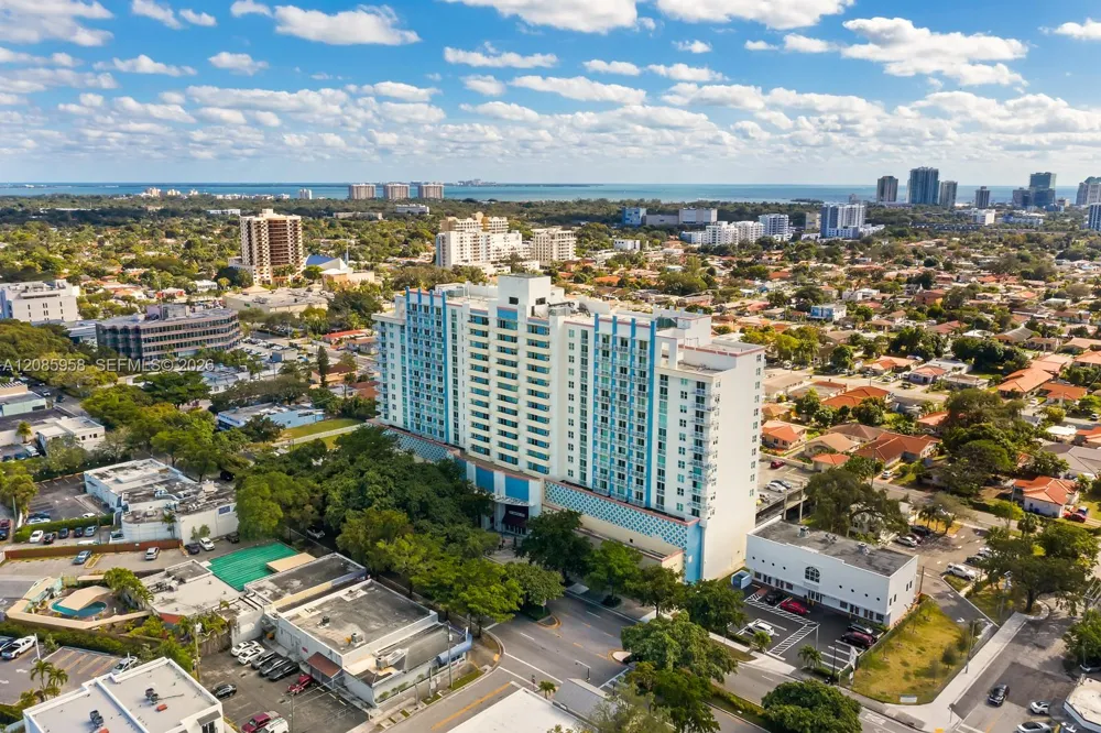 3000 CORAL WAY #416 Miami, FL 33145