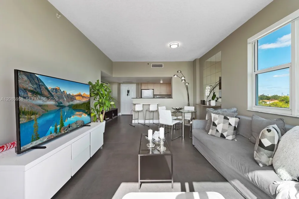 3000 CORAL WAY #416 Miami, FL 33145