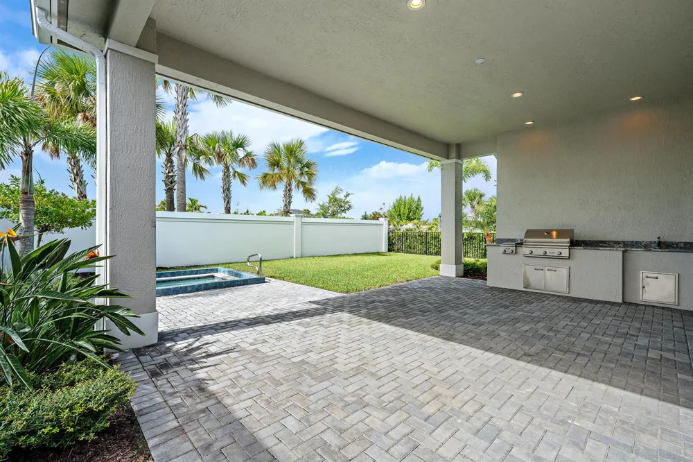 9901 Regency Way Palm Beach Gardens, FL 33412