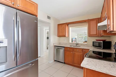 2825 SW 22nd Avenue #201