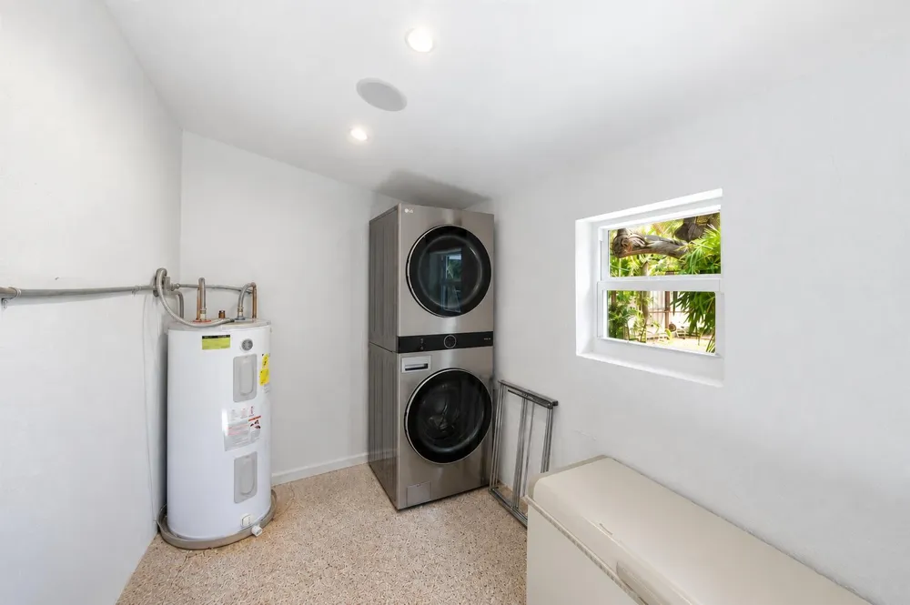 1421 SW 20 STREET Fort Lauderdale, FL 33315