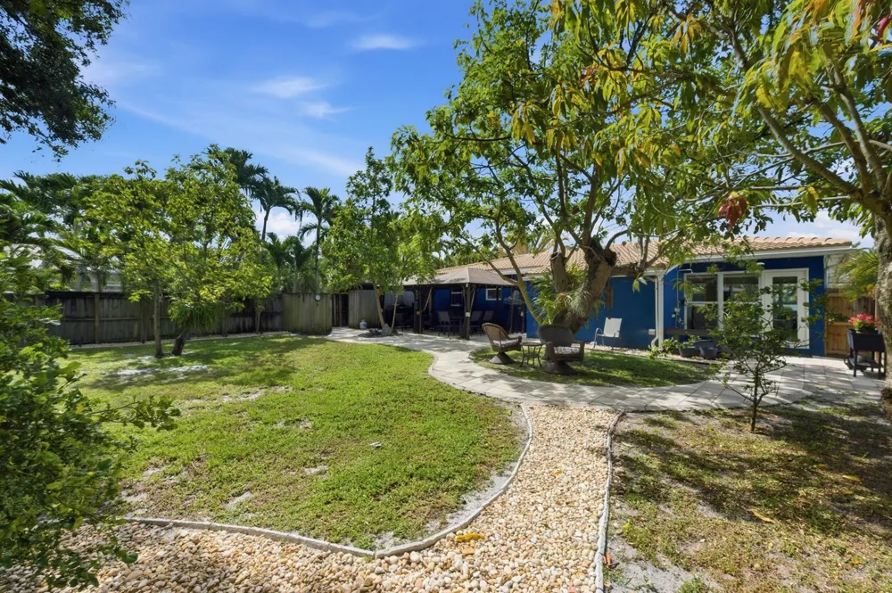 1421 SW 20 STREET Fort Lauderdale, FL 33315