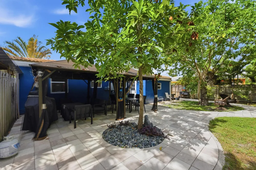 1421 SW 20 STREET Fort Lauderdale, FL 33315