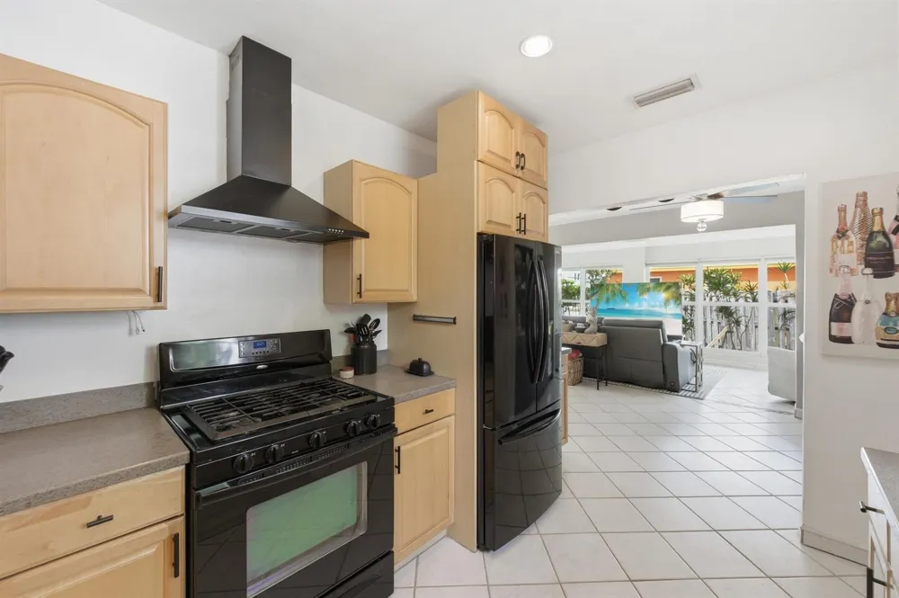 1421 SW 20 STREET Fort Lauderdale, FL 33315