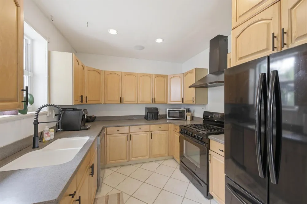 1421 SW 20 STREET Fort Lauderdale, FL 33315