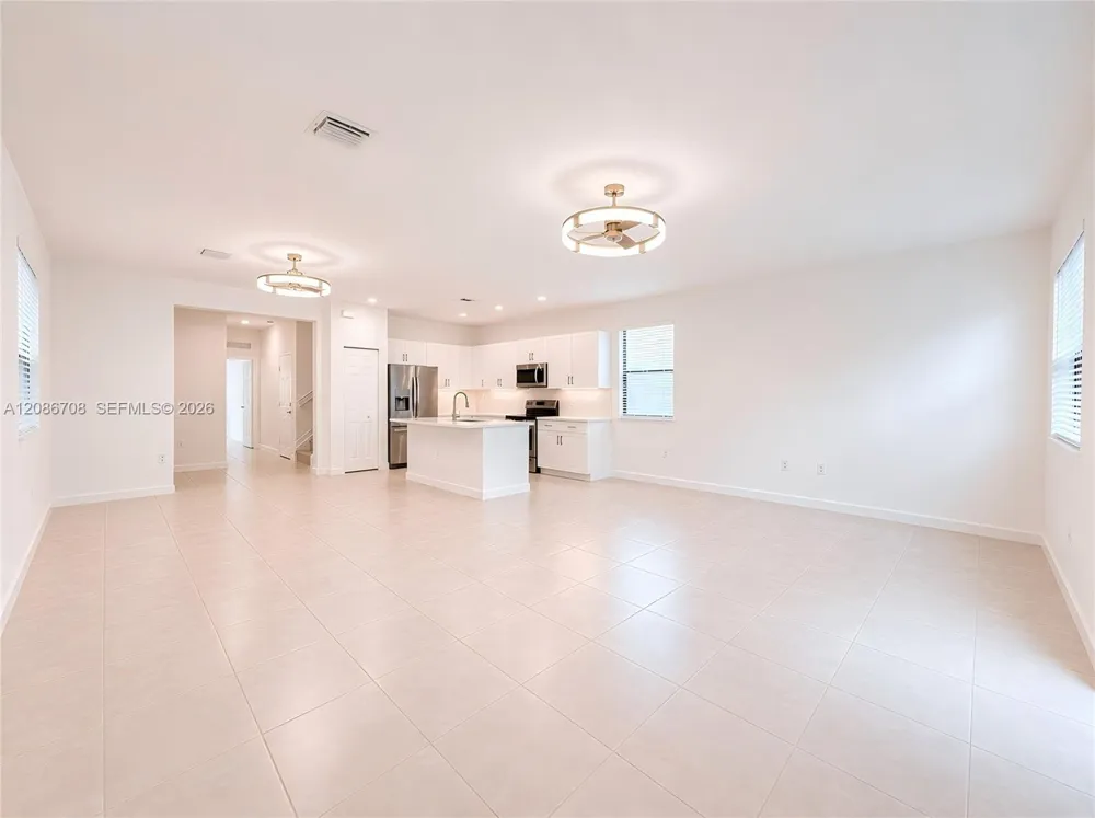 3448 W 110th Ter #3448 Hialeah, FL 33018