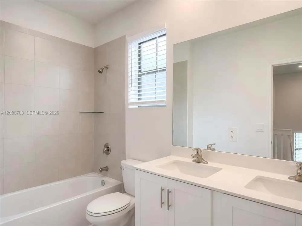 3448 W 110th Ter #3448 Hialeah, FL 33018