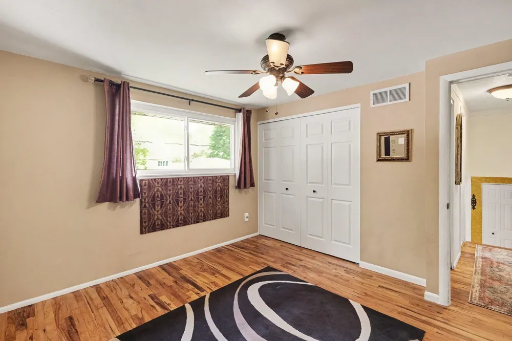 43666 Deborah Drive Sterling Heights City, MI 48313