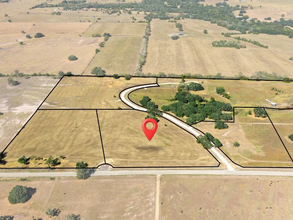 3269 FM 956 Schulenburg, TX 78956