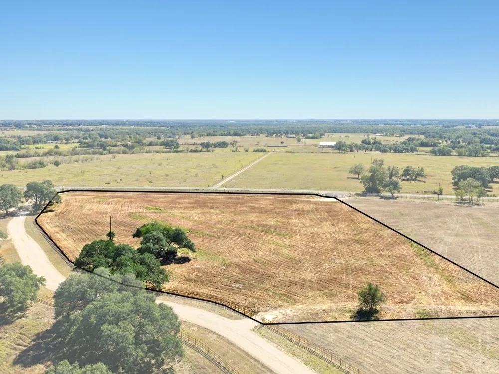 3269 FM 956 Schulenburg, TX 78956