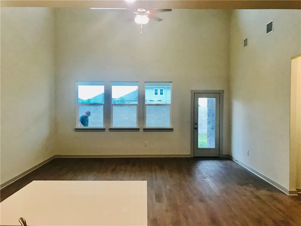 17304 Truffle Falls Way Manor, TX 78653