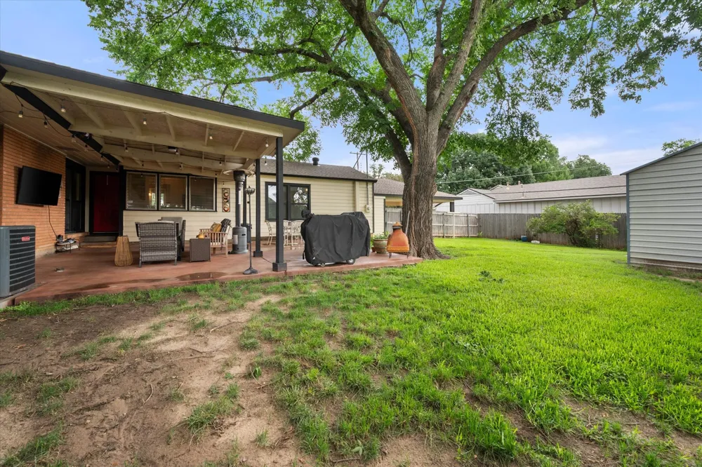 4001 Trail Lake Drive Fort Worth, TX 76109