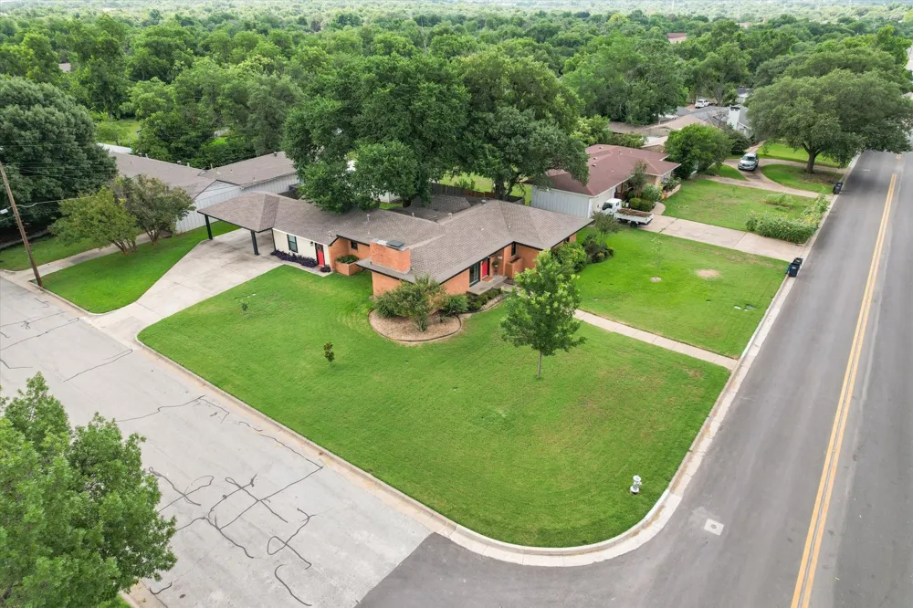 4001 Trail Lake Drive Fort Worth, TX 76109