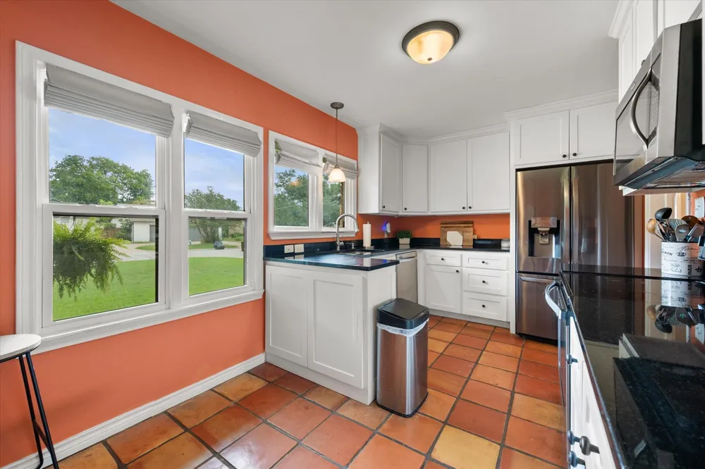 4001 Trail Lake Drive Fort Worth, TX 76109
