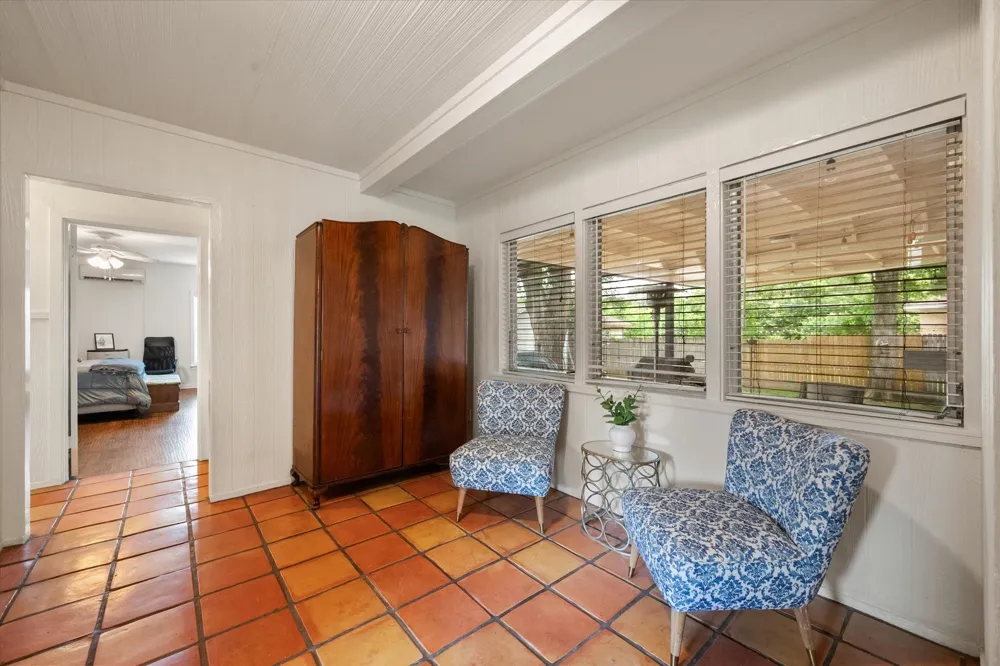 4001 Trail Lake Drive Fort Worth, TX 76109