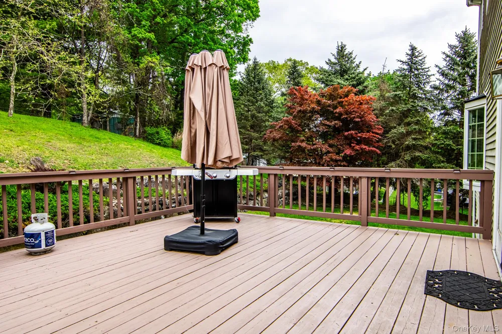 29 John F Kennedy Drive Stony Point, NY 10980