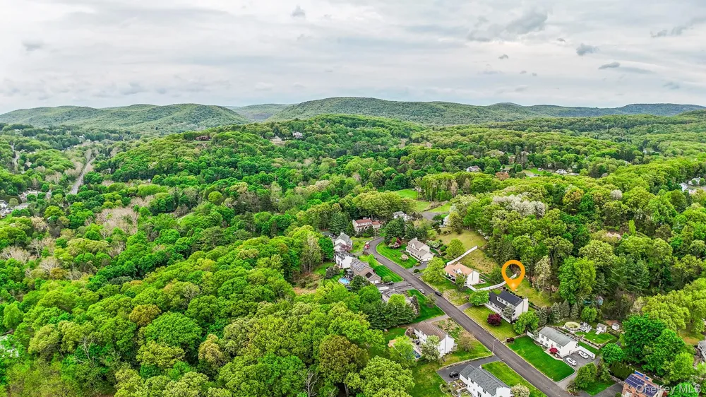 29 John F Kennedy Drive Stony Point, NY 10980
