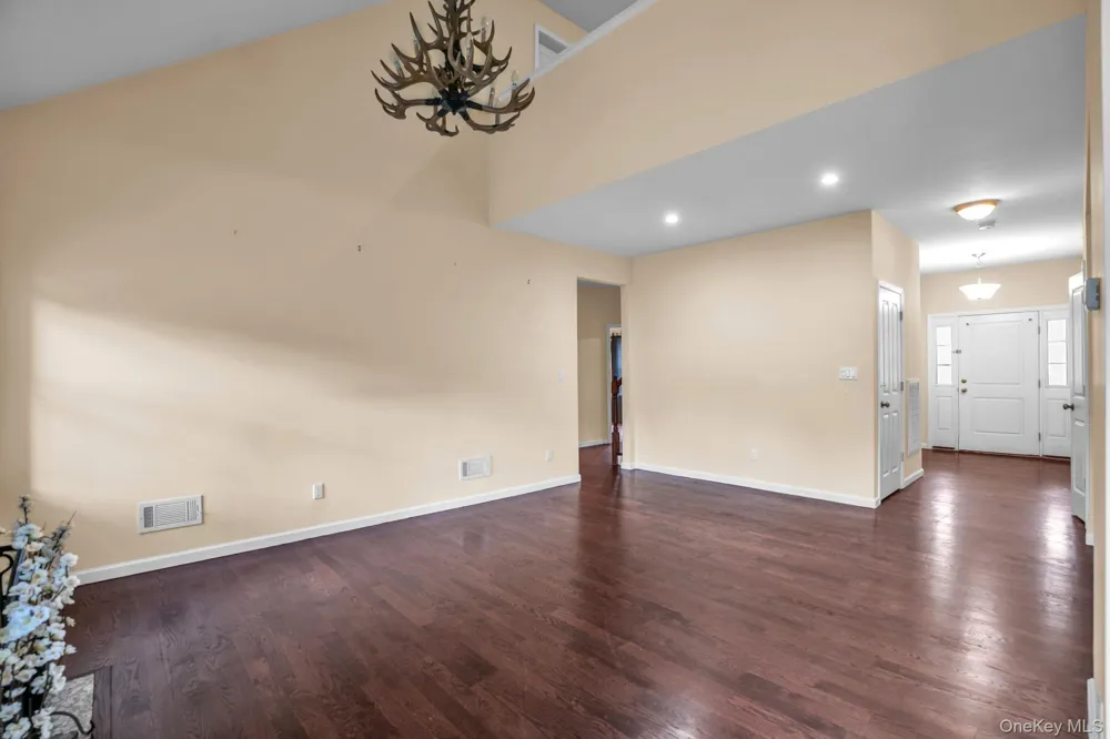 53 Highland View Place Middletown, NY 10940