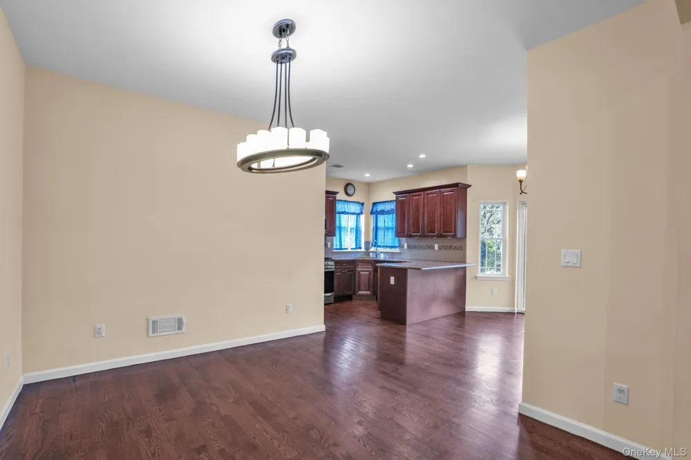 53 Highland View Place Middletown, NY 10940