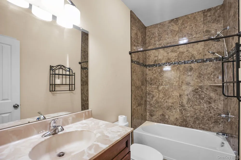 53 Highland View Place Middletown, NY 10940