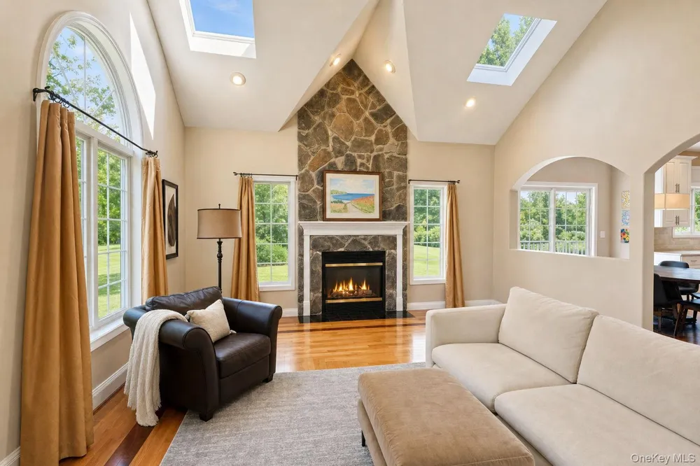 3 Trinity Place Cornwall, NY 12518