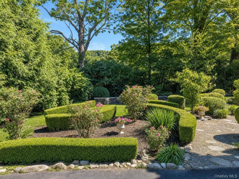 3 Trinity Place Cornwall, NY 12518