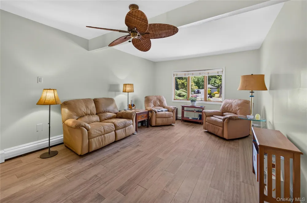 261 Hallock Road Stony Brook, NY 11790