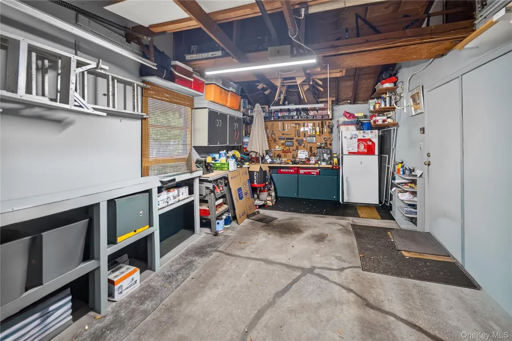 261 Hallock Road Stony Brook, NY 11790