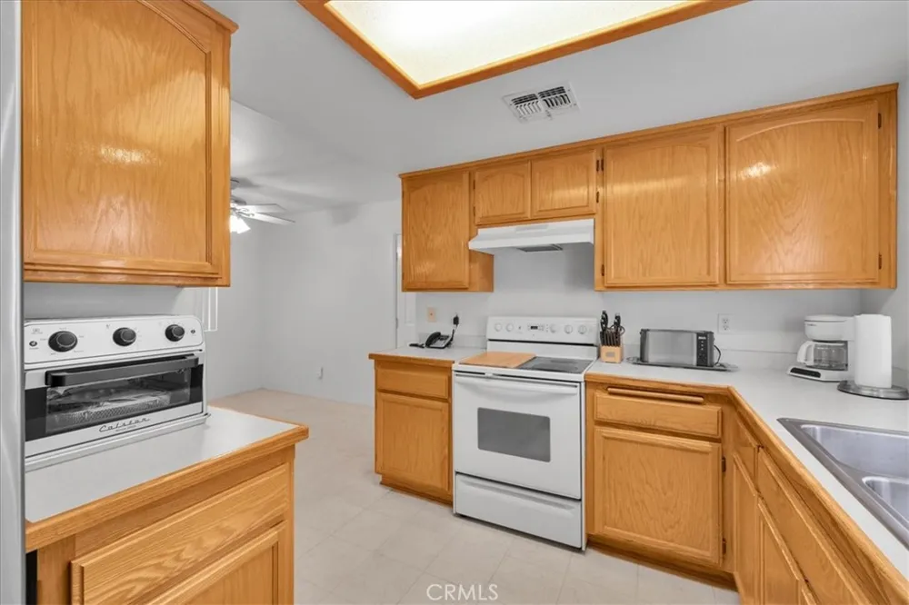 58370 Mountain View Yucca Valley, CA 92284