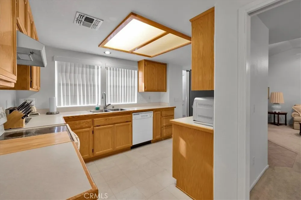 58370 Mountain View Yucca Valley, CA 92284
