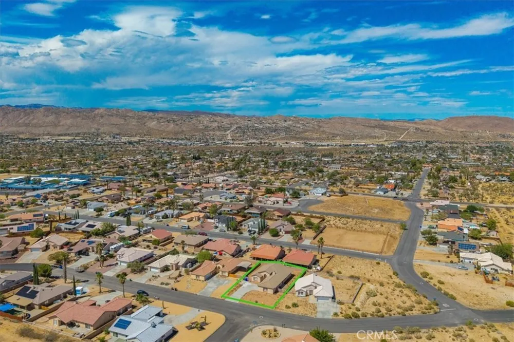58370 Mountain View Yucca Valley, CA 92284