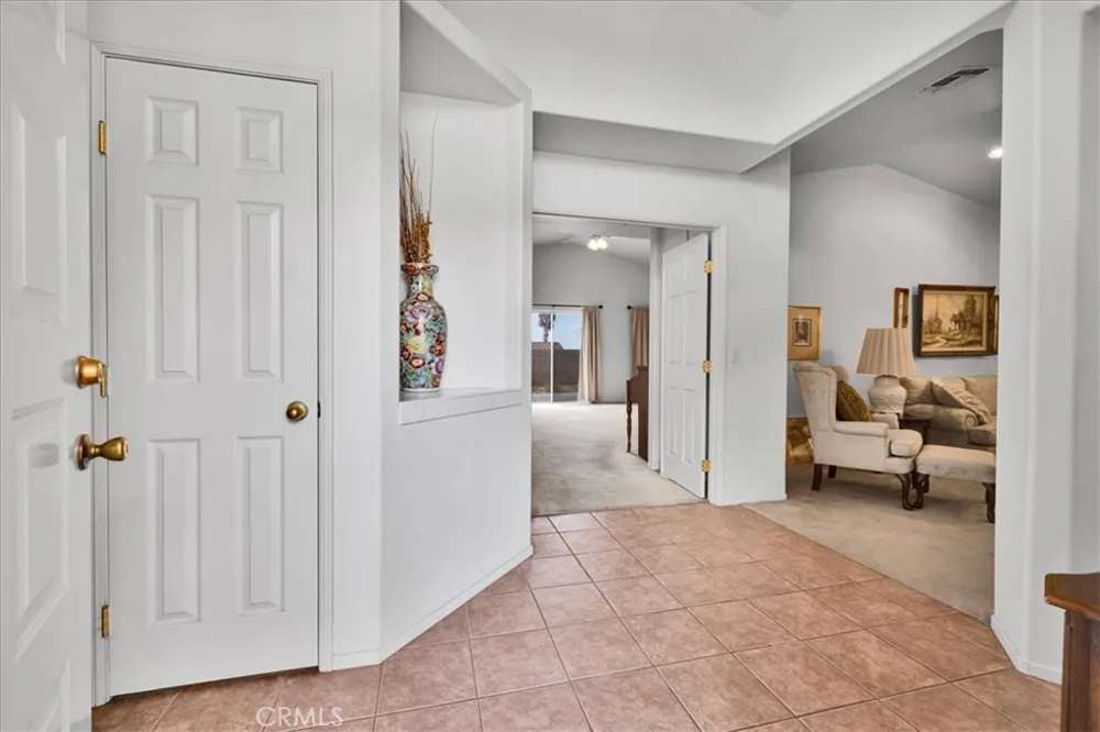 58370 Mountain View Yucca Valley, CA 92284