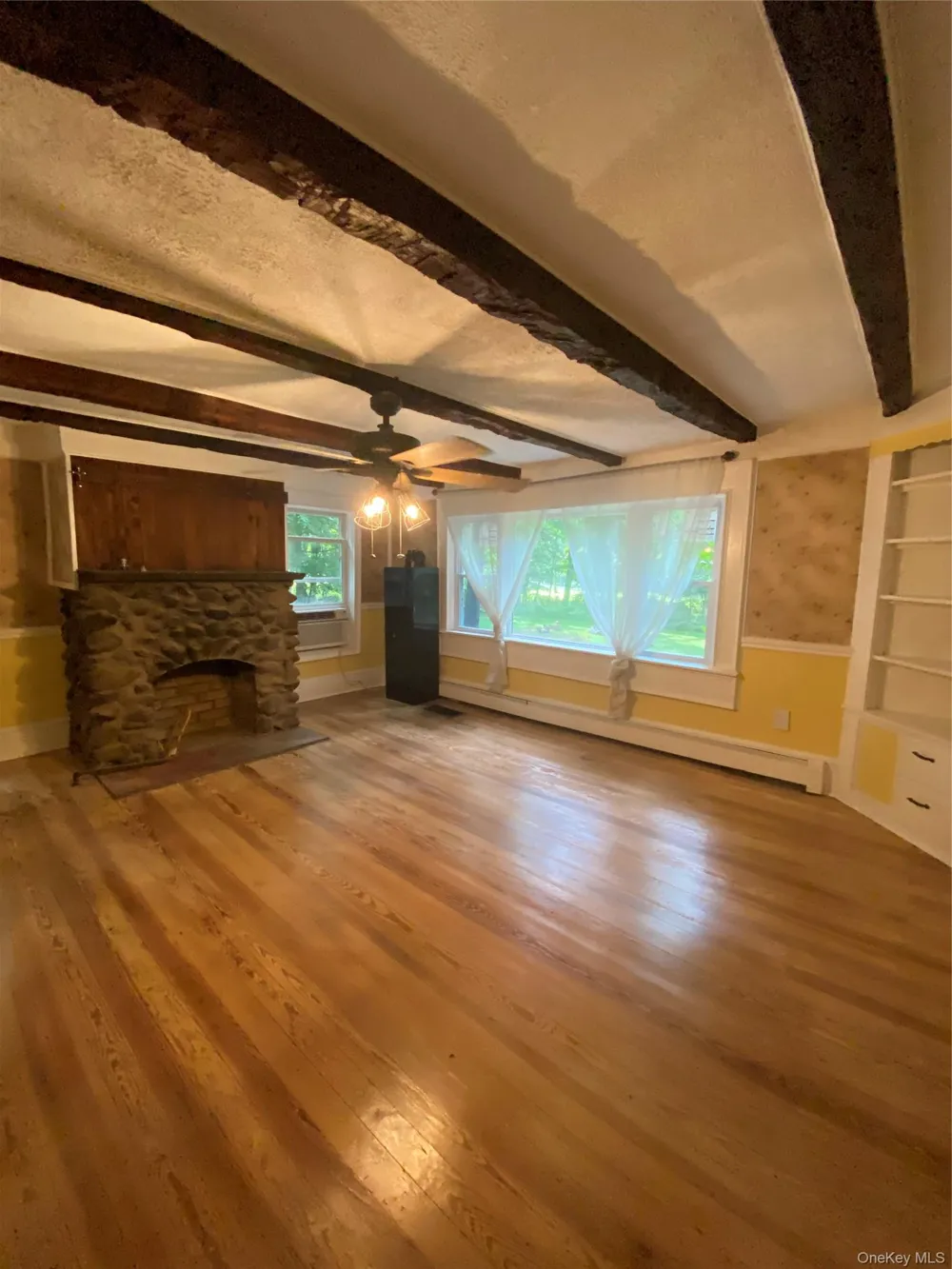 936 Goshen Turnpike Circleville, NY 10919