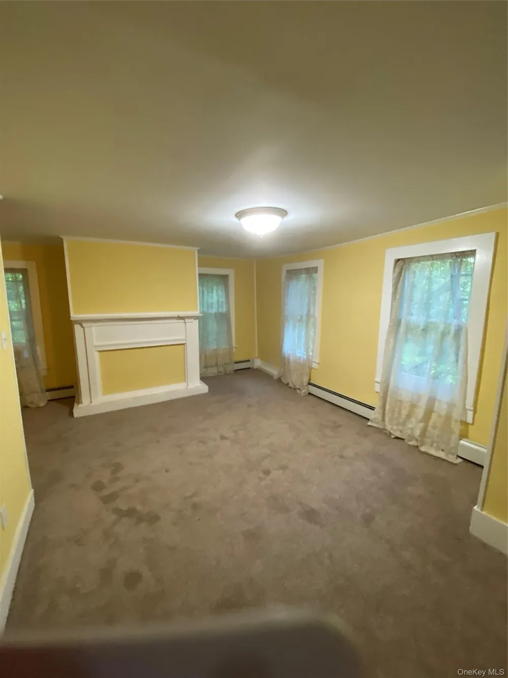 936 Goshen Turnpike Circleville, NY 10919