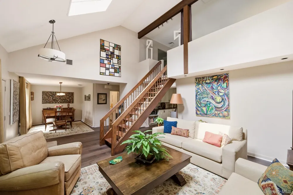 5 Highridge Drive Huntington, NY 11743