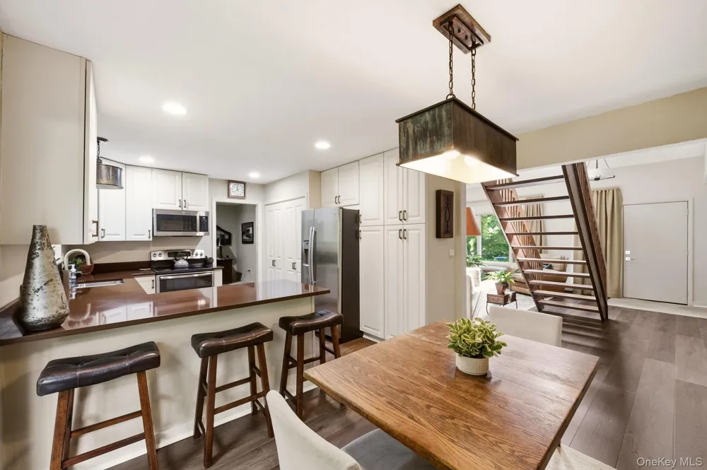 5 Highridge Drive Huntington, NY 11743
