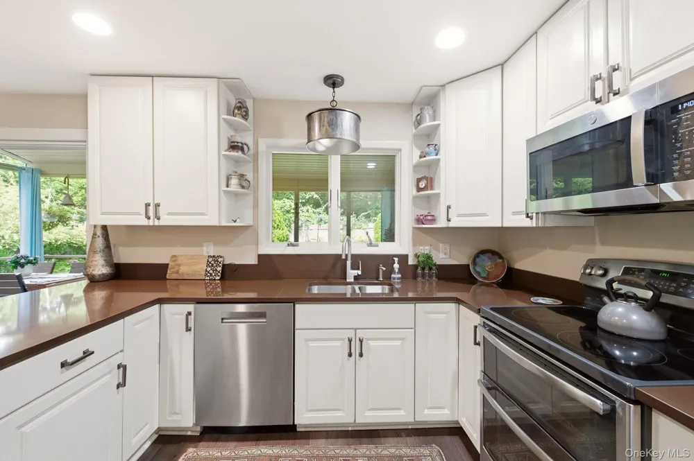 5 Highridge Drive Huntington, NY 11743