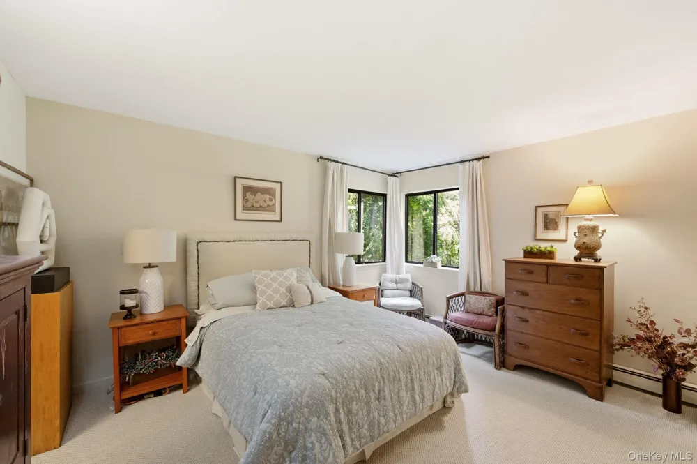 5 Highridge Drive Huntington, NY 11743