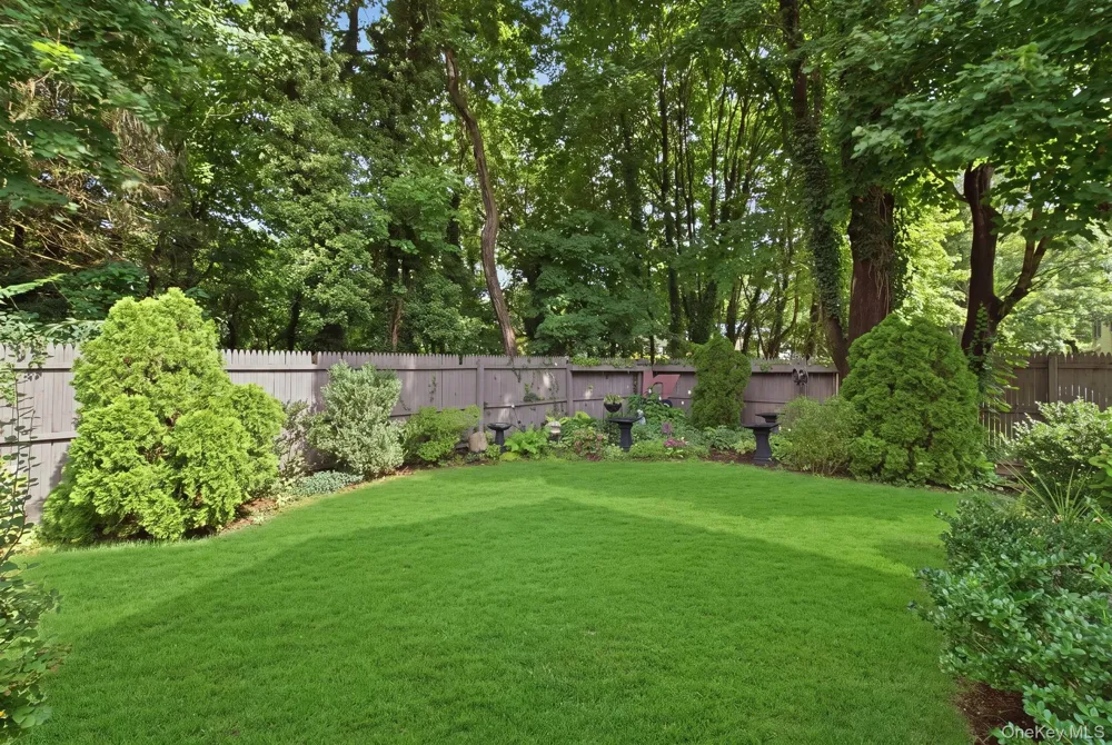 5 Highridge Drive Huntington, NY 11743