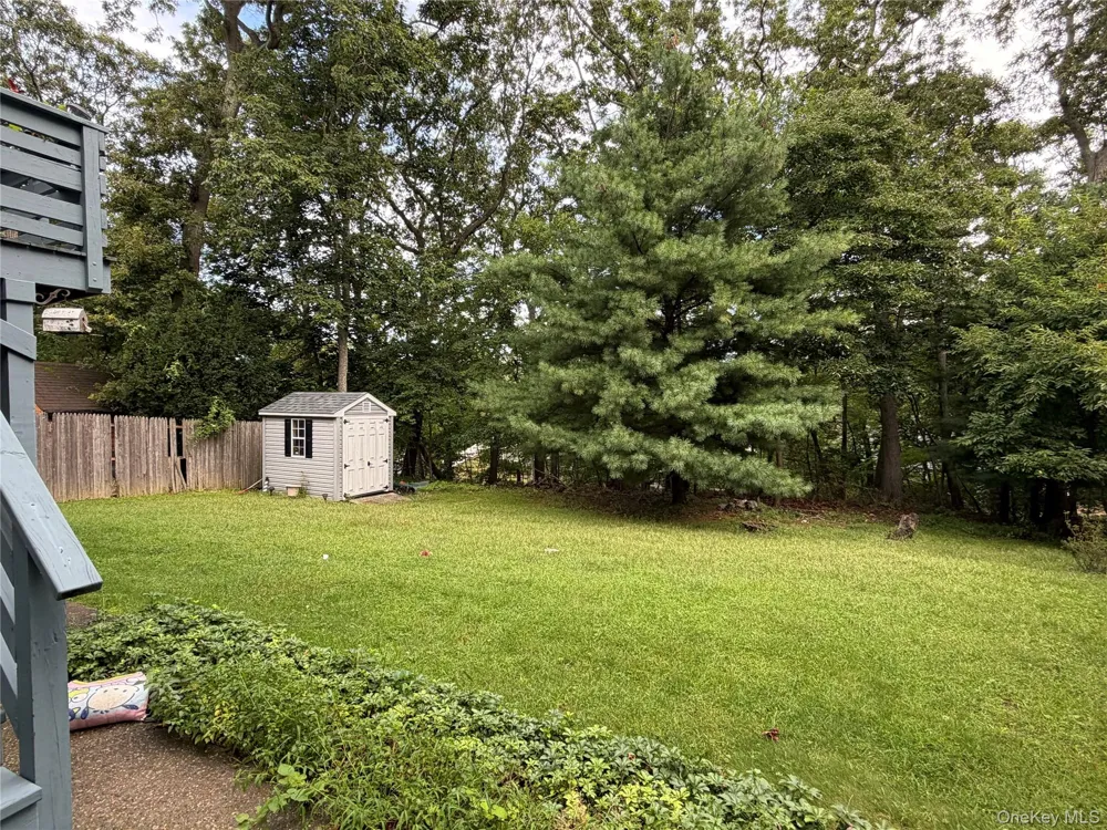 59 Ridge Road Rocky Point, NY 11778