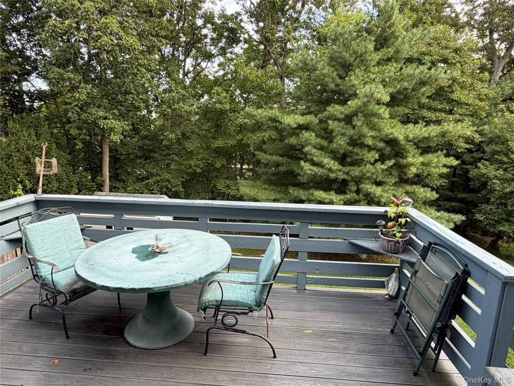 59 Ridge Road Rocky Point, NY 11778