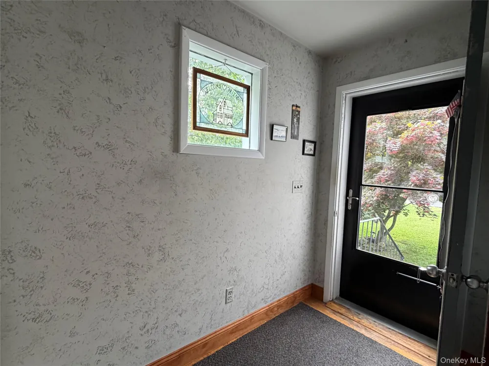 59 Ridge Road Rocky Point, NY 11778