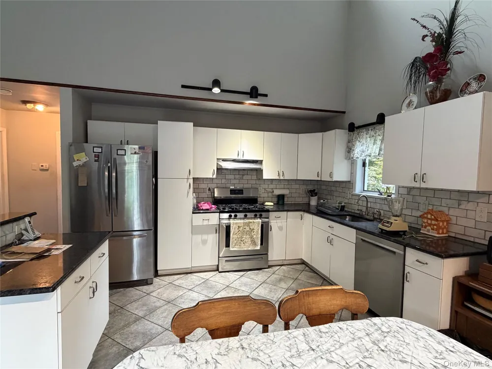 59 Ridge Road Rocky Point, NY 11778