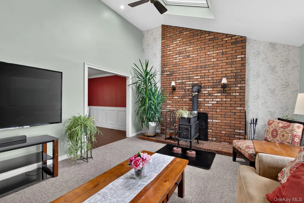 191 Bedell Avenue Highland, NY 12528
