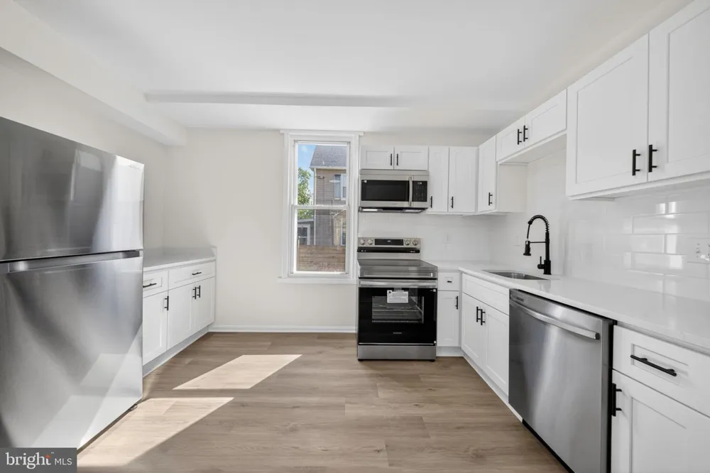 5923 KAVON AVENUE Baltimore, MD 21206