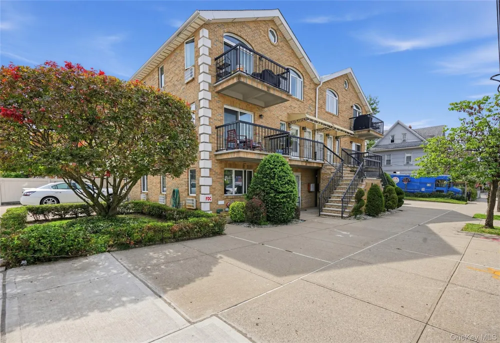 7601 14th Avenue #3B Brooklyn, NY 11228